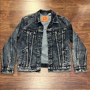 Men’s Levi's Distressed Acid Wash Denim Jacket